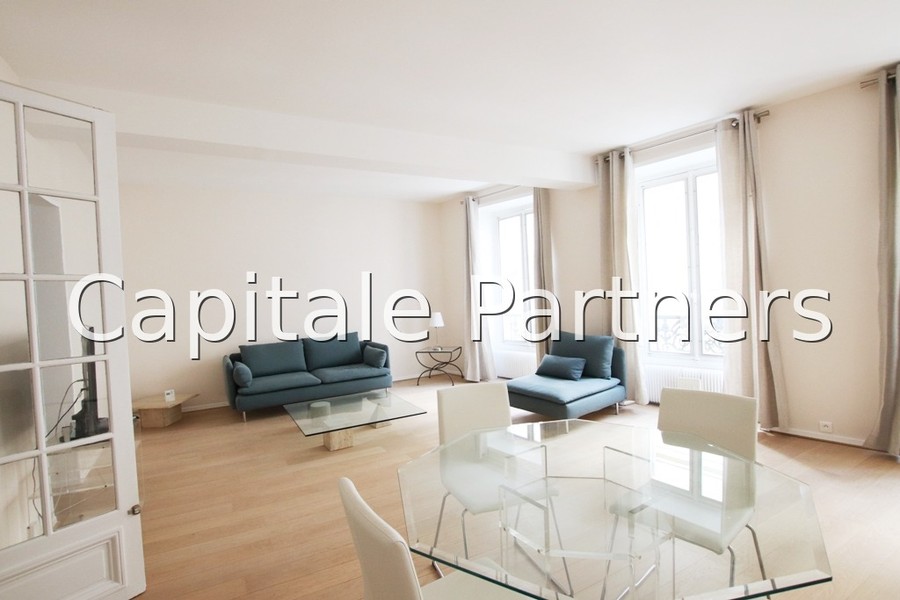 furnished  2 bedrooms Apartment PARIS 8 - 90 m²;