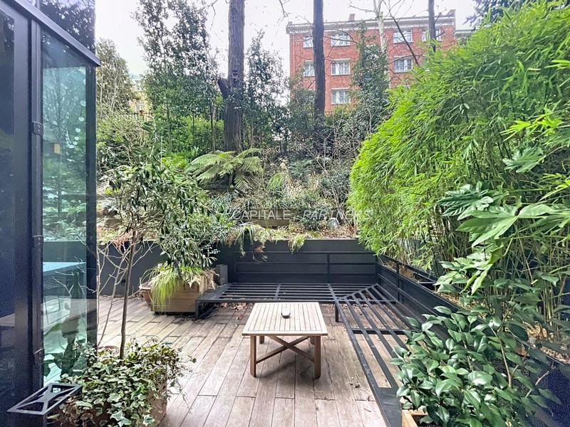 furnished  2 bedrooms Apartment PARIS 13 - 88 m²;