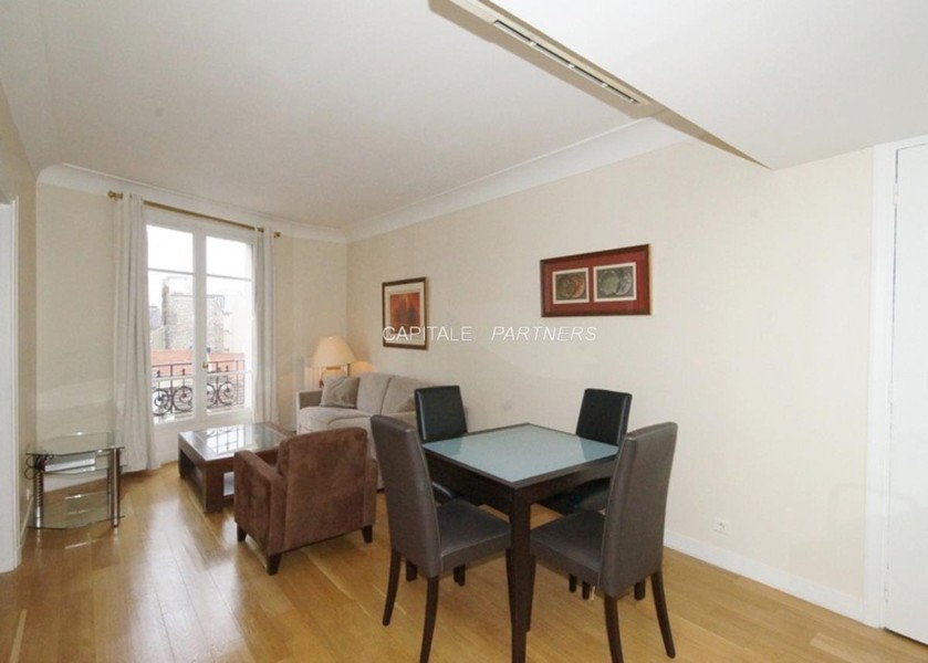 furnished  2 bedrooms Apartment PARIS 14 - 61 m²;