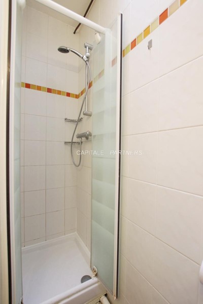 furnished  1 bedroom Apartment PARIS 16 - 31 m²;