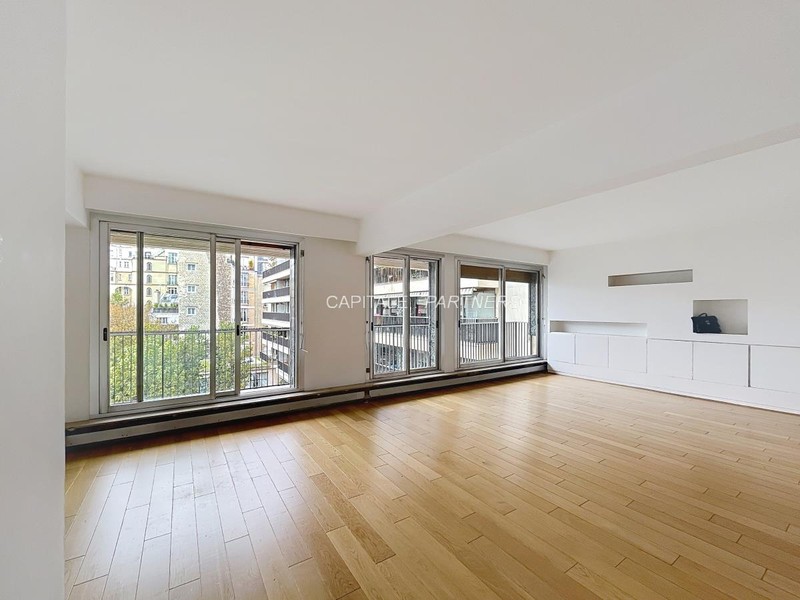  2 bedrooms Apartment PARIS 16 - 114 m²;