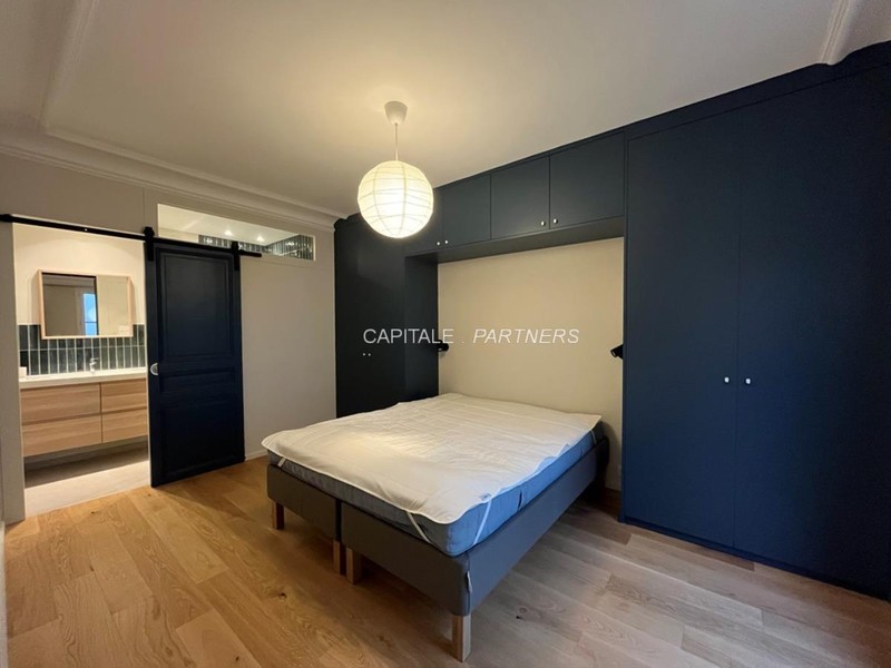 furnished  1 bedroom Apartment BOULOGNE - 39 m²;