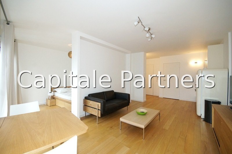 Studio  PARIS 11 - 42 m²;