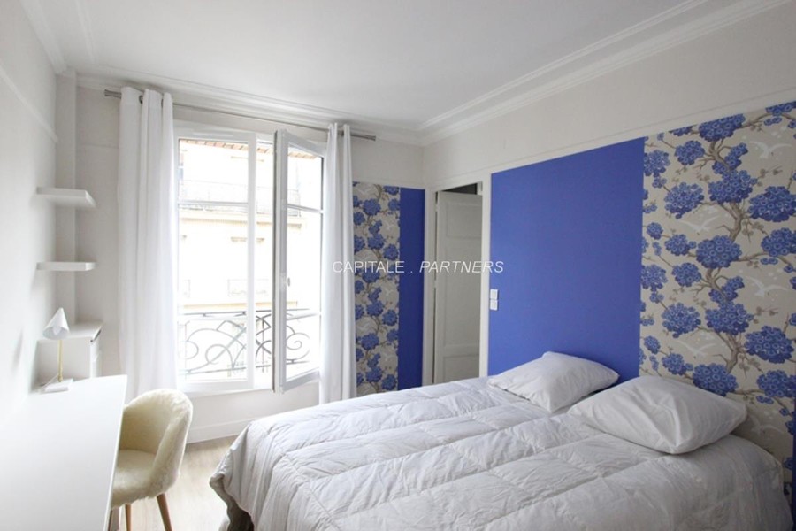 furnished  1 bedroom Apartment PARIS 17 - 46 m²;