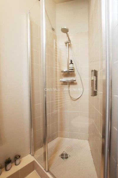 furnished  1 bedroom Apartment PARIS 9 - 37 m²;