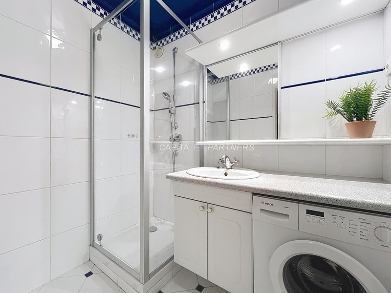 furnished  2 bedrooms Apartment PARIS 19 - 72 m²;