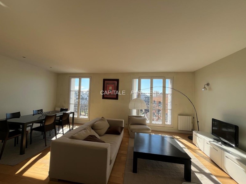 furnished  2 bedrooms Apartment PARIS 15 - 61 m²;