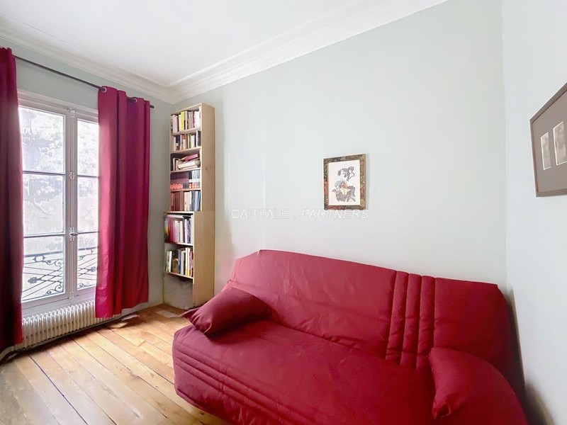 furnished  2 bedrooms Apartment PARIS 10 - 75 m²;