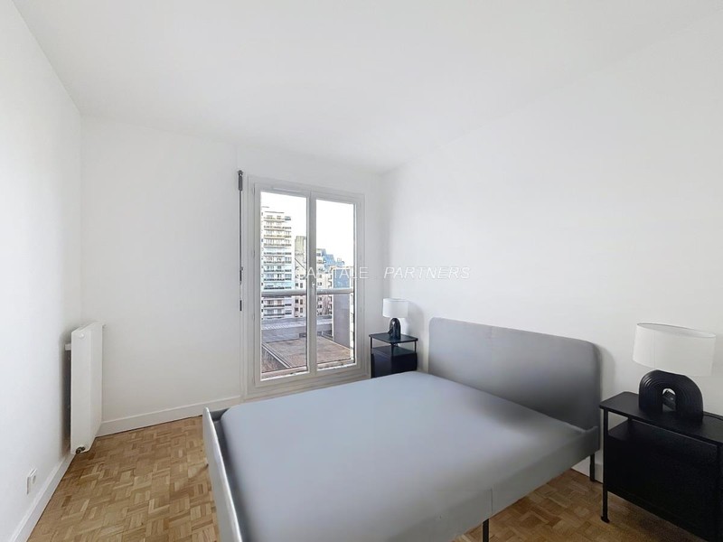 furnished  2 bedrooms Apartment PARIS 15 - 59 m²;