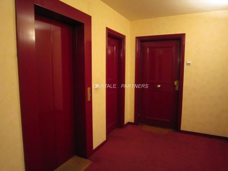 furnished  3 bedrooms Apartment PARIS 11 - 95 m²;
