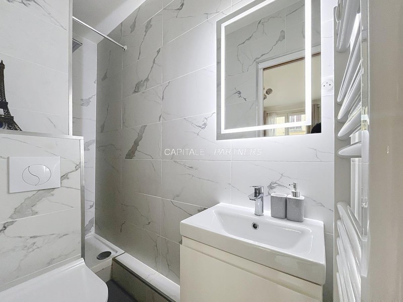furnished  1 bedroom Apartment PARIS 18 - 22 m²;