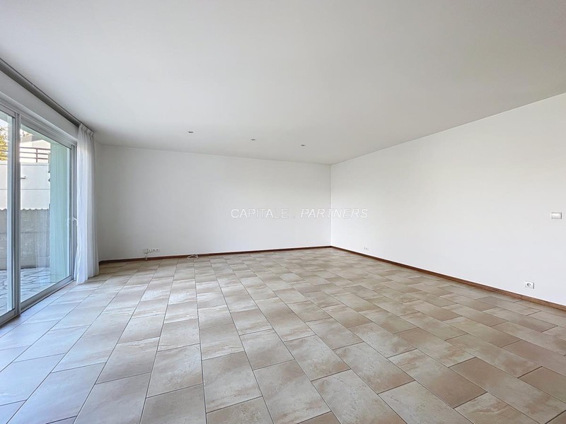  4 bedrooms House RUEIL-MALMAISON - 145 m²;