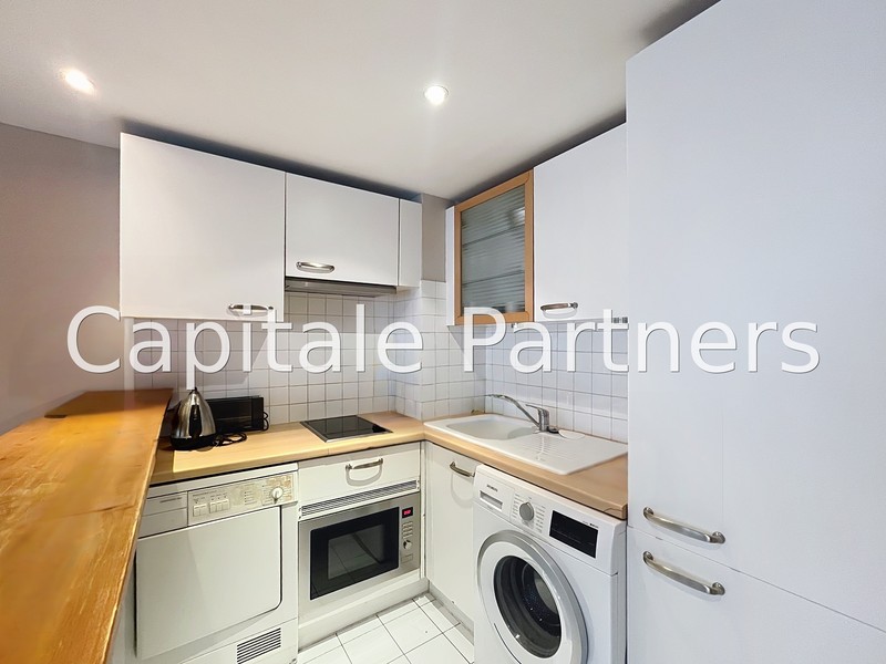 furnished  1 bedroom Apartment PARIS 3 - 37 m²;