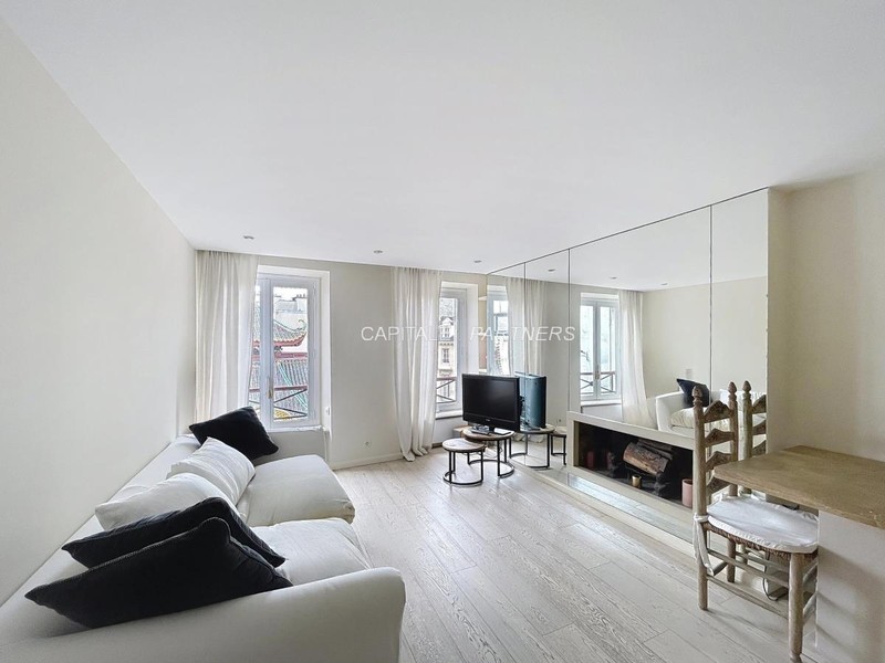 furnished  1 bedroom Apartment PARIS 7 - 32 m²;