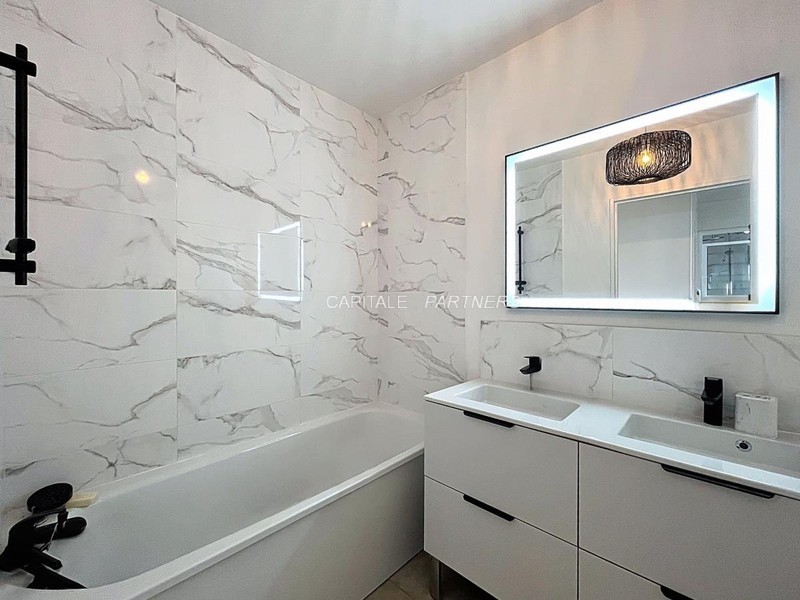 furnished  3 bedrooms Apartment ASNIERES-SUR-SEINE - 89 m²;