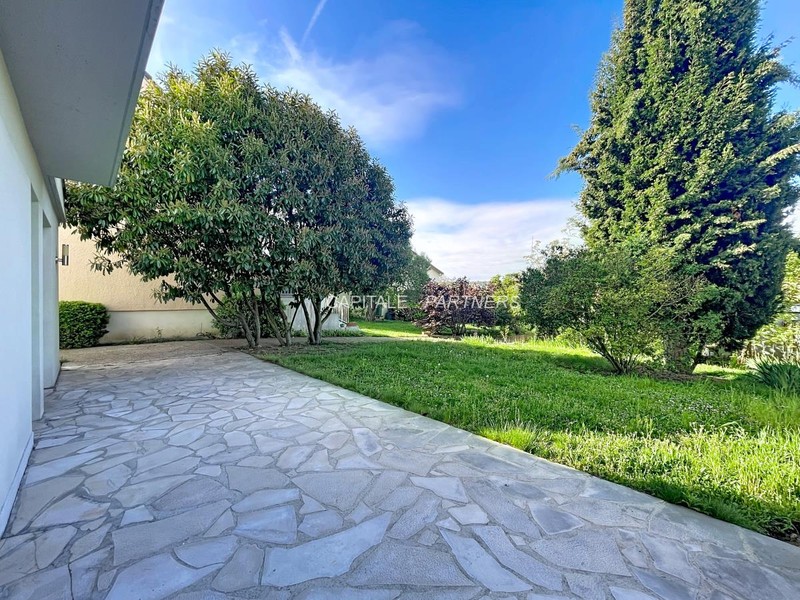  4 bedrooms House RUEIL-MALMAISON - 145 m²;