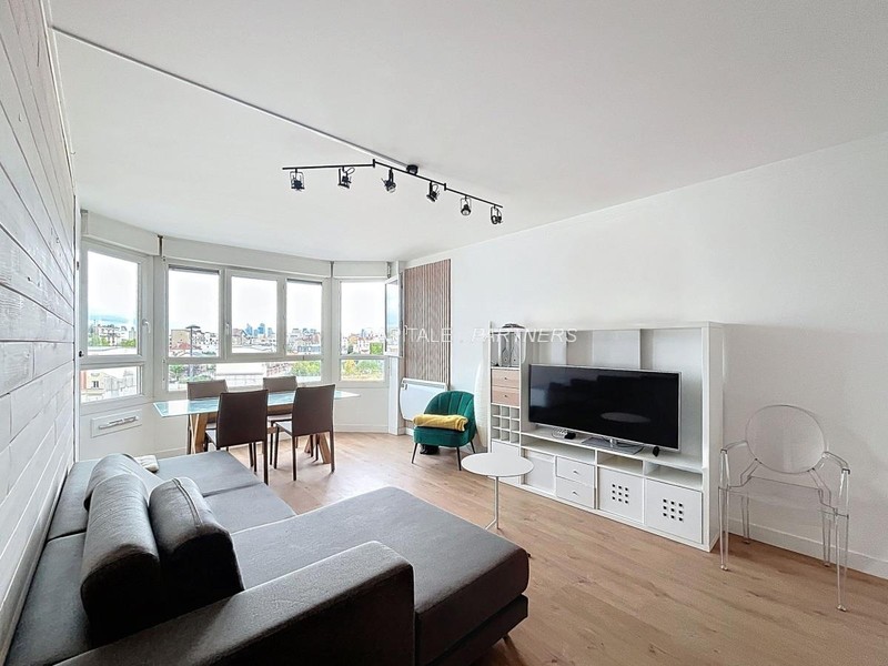 furnished  3 bedrooms Apartment ASNIERES-SUR-SEINE - 89 m²;