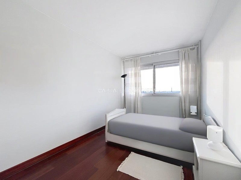 furnished  2 bedrooms Apartment PARIS 19 - 72 m²;