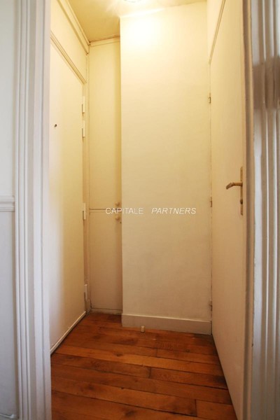 furnished  1 bedroom Apartment PARIS 16 - 31 m²;