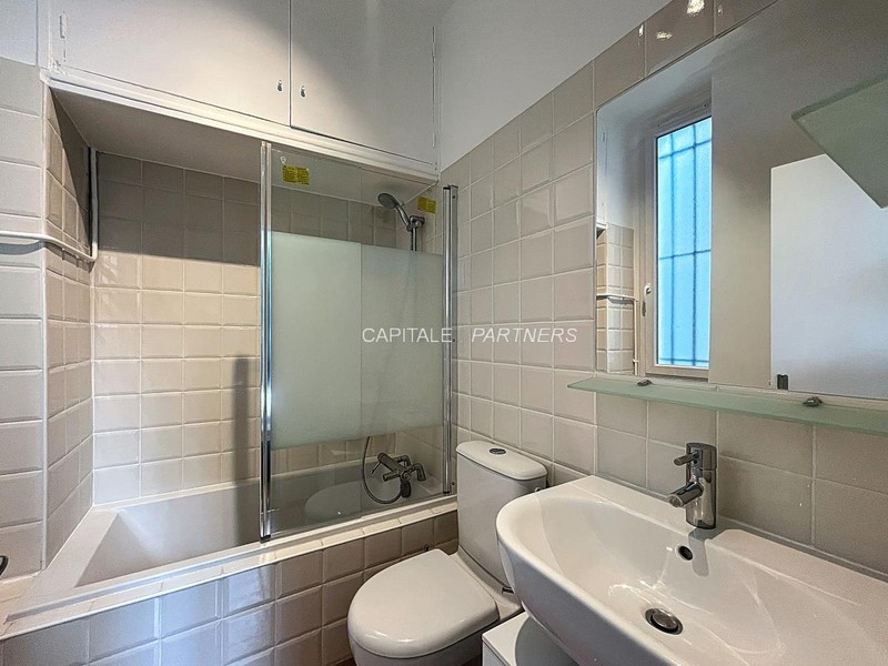 Studio  PARIS 18 - 26 m²;