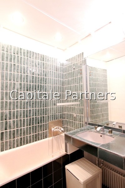 furnished  2 bedrooms Apartment PARIS 8 - 90 m²;