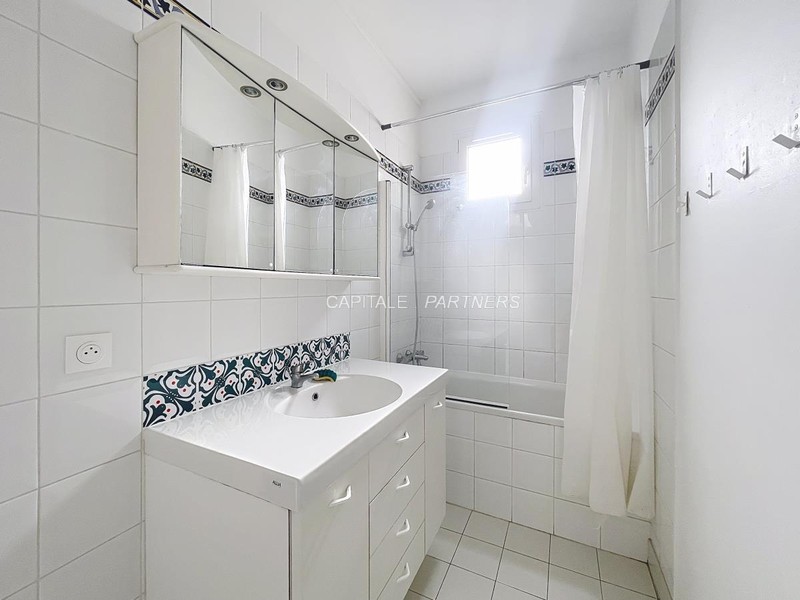  1 bedroom Apartment PARIS 17 - 41 m²;