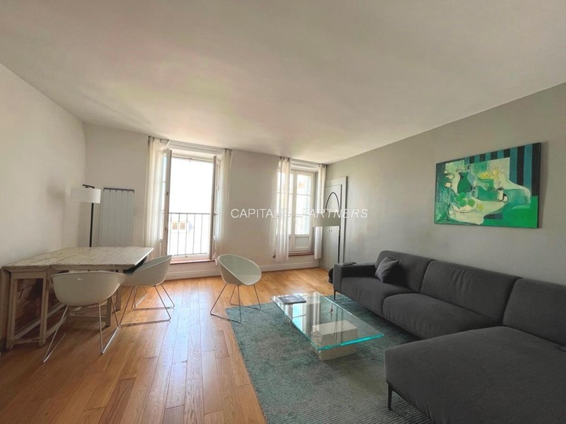 furnished  1 bedroom Apartment PARIS 7 - 60 m²;