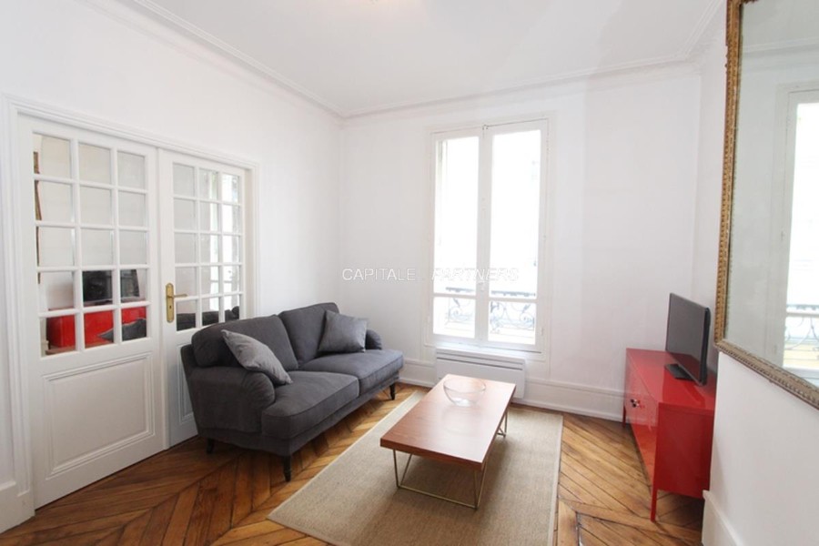 furnished  1 bedroom Apartment PARIS 9 - 40 m²;