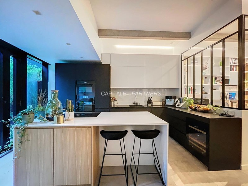 furnished  2 bedrooms Apartment PARIS 13 - 88 m²;