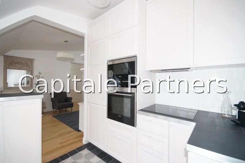furnished  1 bedroom Apartment PARIS 8 - 55 m²;