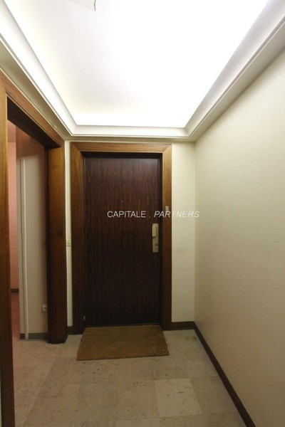 furnished  2 bedrooms Apartment PARIS 16 - 69 m²;