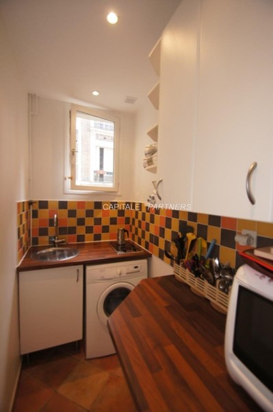 furnished  1 bedroom Apartment PARIS 16 - 26 m²;