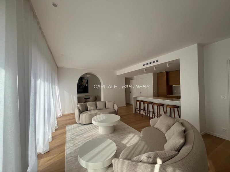 furnished  2 bedrooms Apartment NEUILLY-SUR-SEINE - 108 m²;