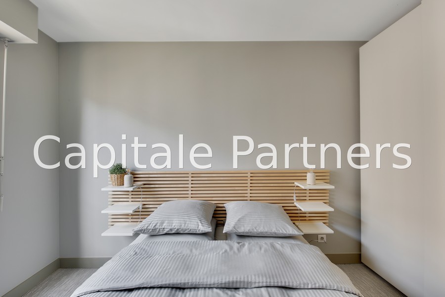 furnished  2 bedrooms Apartment PARIS 17 - 61 m²;