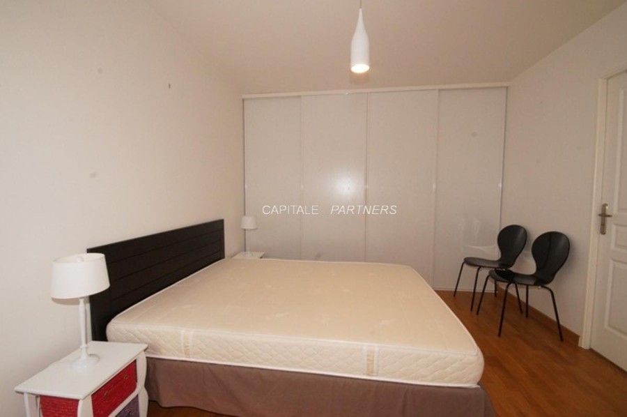 furnished  1 bedroom Apartment PARIS 11 - 56 m²;