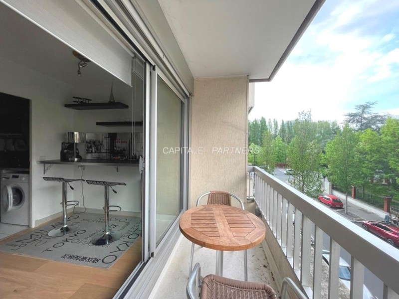 furnished  1 bedroom Apartment NEUILLY-SUR-SEINE - 56 m²;
