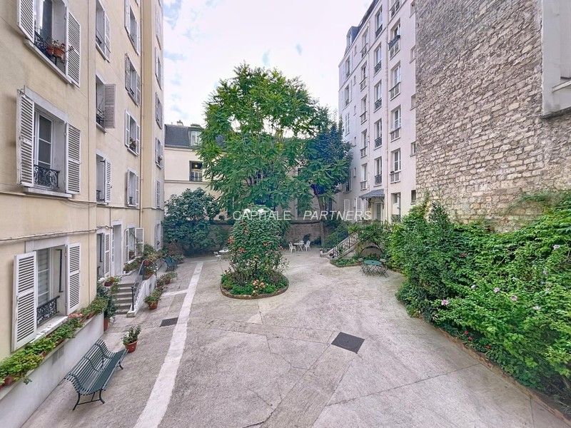 Studio  PARIS 18 - 26 m²;