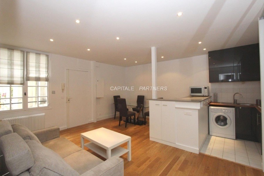 furnished  1 bedroom Apartment PARIS 7 - 40 m²;