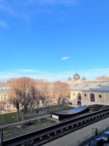 furnished  2 bedrooms Apartment PARIS 7 - 64 m²;