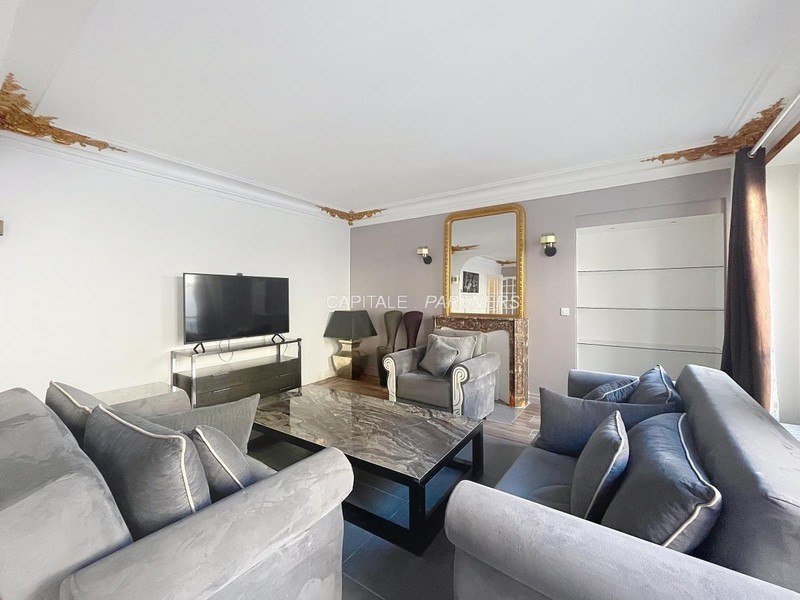 furnished  2 bedrooms Apartment PARIS 8 - 118 m²;