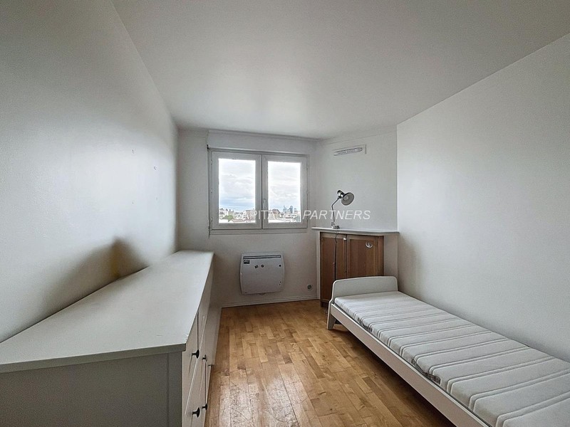 furnished  3 bedrooms Apartment ASNIERES-SUR-SEINE - 89 m²;