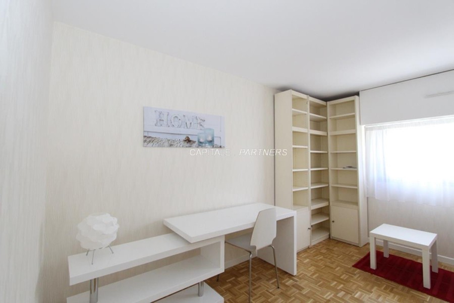  2 bedrooms Apartment PARIS 12 - 63 m²;