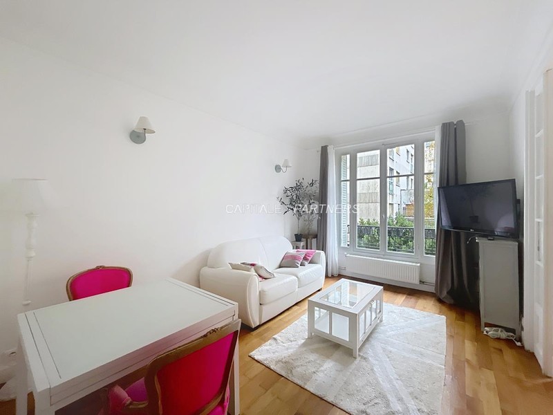 furnished  1 bedroom Apartment PARIS 15 - 67 m²;