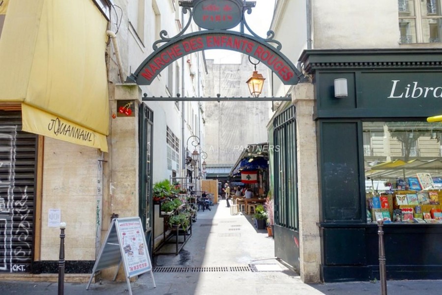 furnished  1 bedroom Apartment PARIS 3 - 60 m²;