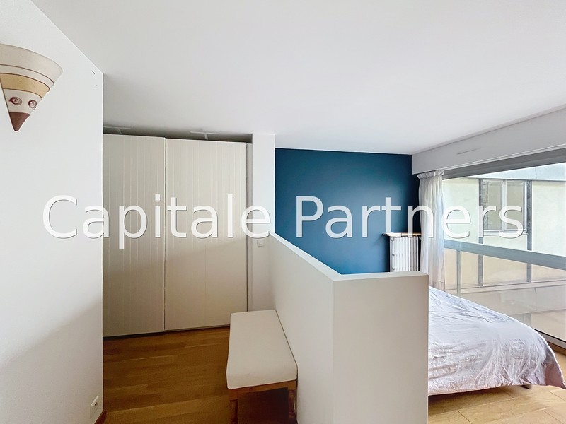 furnished  2 bedrooms Apartment PARIS 17 - 69 m²;