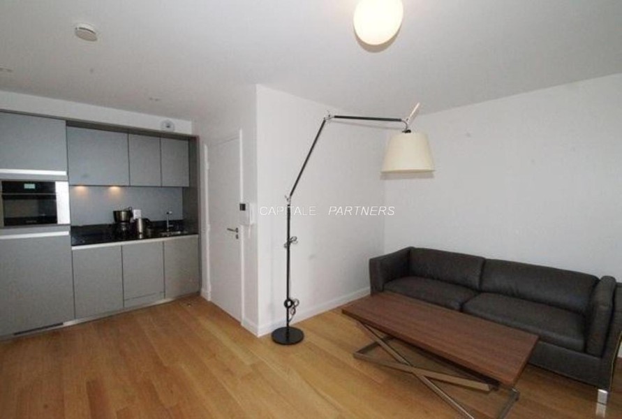 Studio  PARIS 15 - 24 m²;