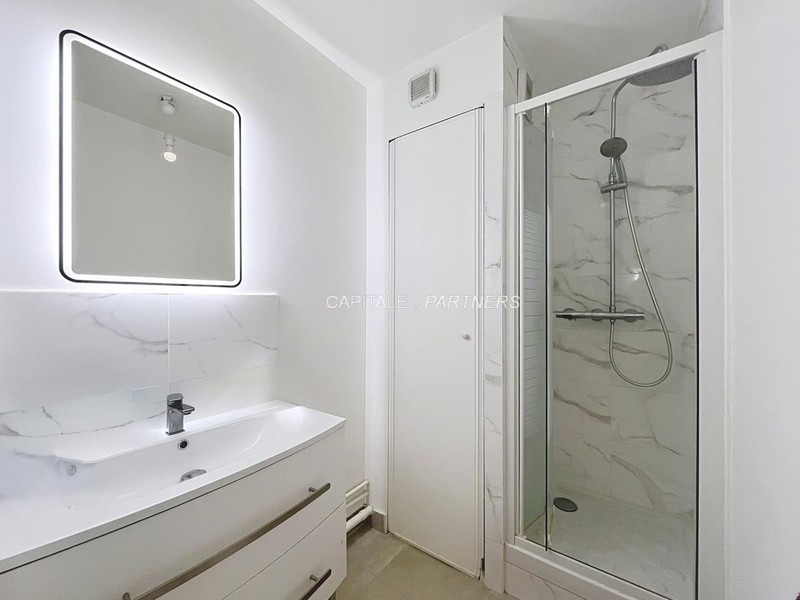 furnished  3 bedrooms Apartment ASNIERES-SUR-SEINE - 89 m²;