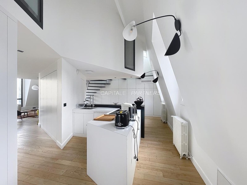 furnished  2 bedrooms Apartment PARIS 8 - 120 m²;