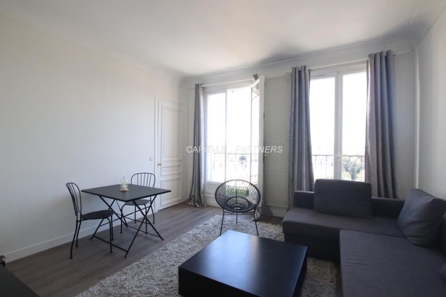 furnished  1 bedroom Apartment PARIS 8 - 47 m²;