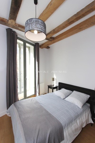 furnished  2 bedrooms Apartment PARIS 1 - 63 m²;